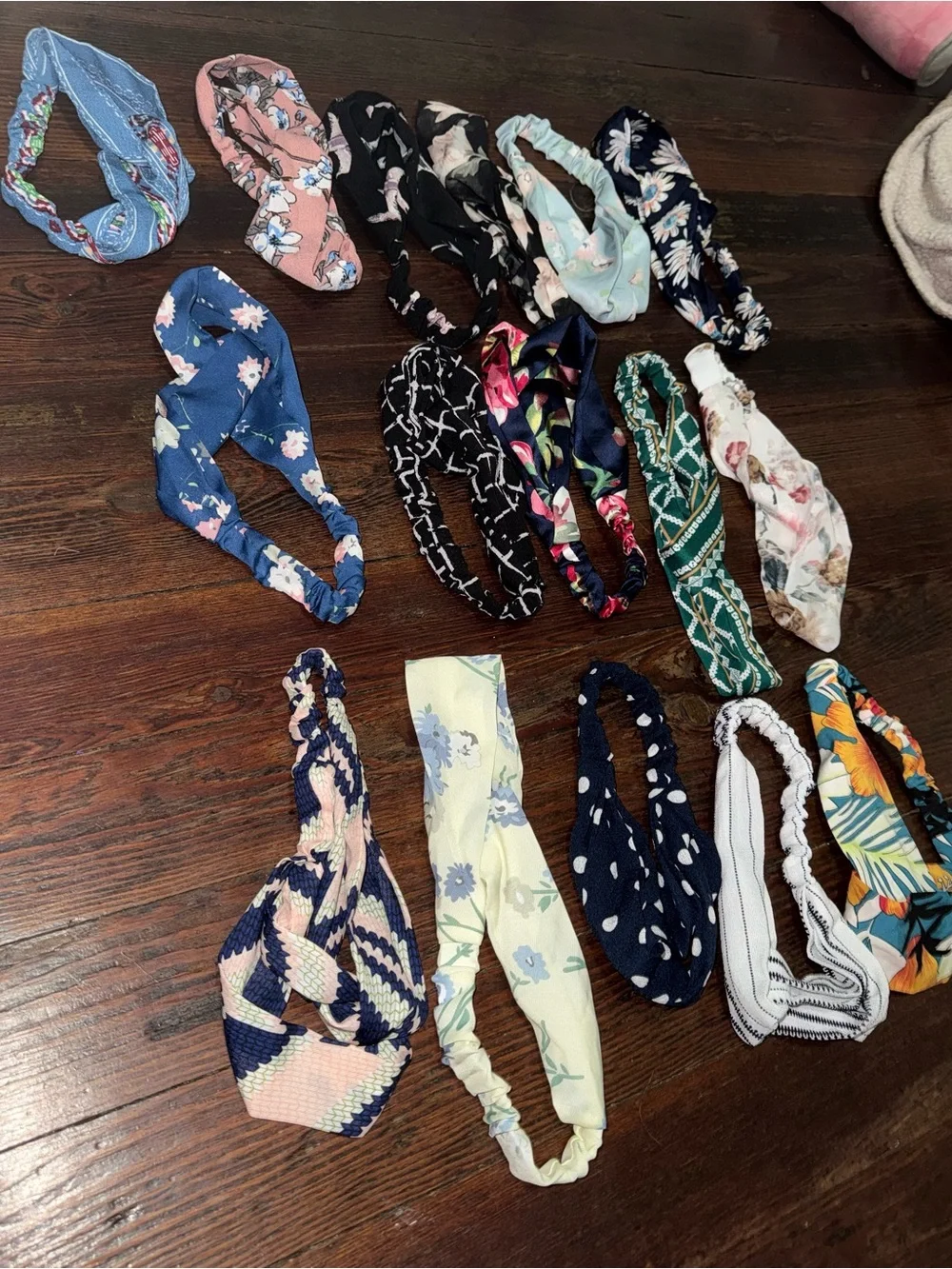 Set of 16 Women's Multicolor Patterned Headbands